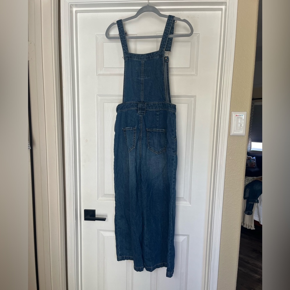 American Rag Cropped Overalls - Picture 7 of 8